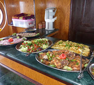 Leckeres Essen an Bord