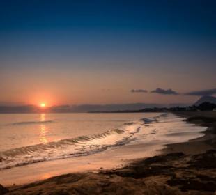 Goldene Stunde am Sandstrand Denia