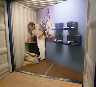 Im mobilem Prüfcontainer