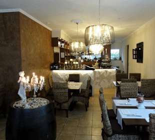 Blick in die Gasträume der Trattoria