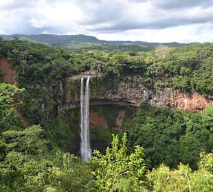 Zwillingswasserfall im Süden der Insel