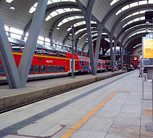 Im Bahnhof