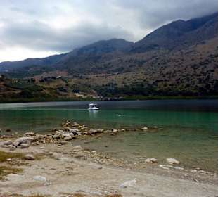 Der Kournas-See (griechisch λίμνη κουρνά) 