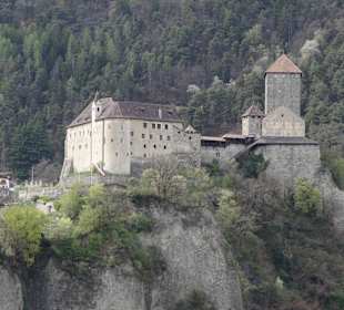 Schloss Tirol