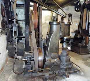 Im historischen Eisenhammerwerk des Museums