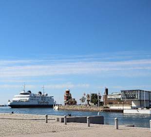 Das Hafenbecken von Helsingborg