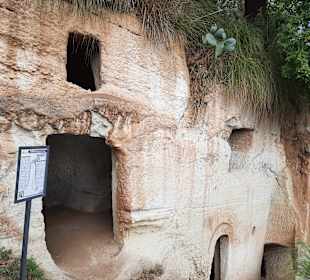 Höhlenstadt des Monte Poro in Zungri