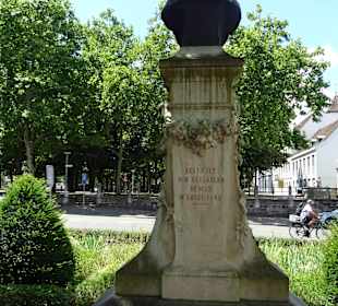 Hebel Denkmal