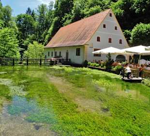 Zwiefalter Ach vor dem Haus