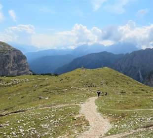 Auf dem Weg zu den Drei Zinnen