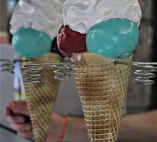 Eiscafe Sanchez artisan glacier