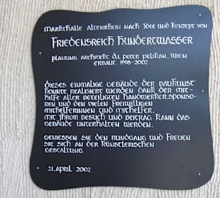  Hundertwasser Markthalle in Ostschweiz