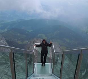 Die Treppe ins Nichts am Dachstein