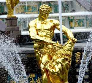 Wasserspiele im Palastgarten