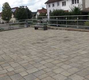 Ortsmitte Auingen