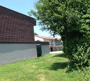 Roßbergschule und Turnhalle Gönningen