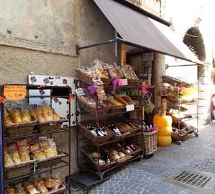 Rundgang durch die Altstadt von Malcesine