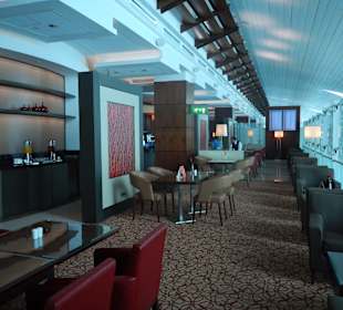 Emirates Business Class Lounge, A 380 Hub