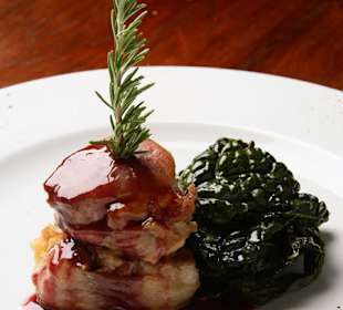 Mailaino con cavolo nero - Pork with leaf cabbage