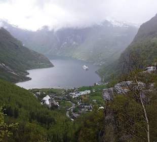 MS Artania im Geirangerfjord