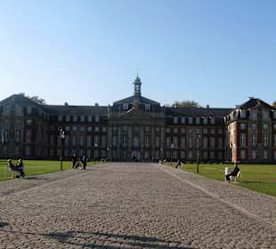 Blick zum Schloss in Münster