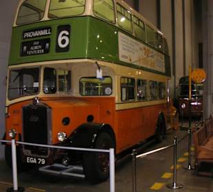 alter Doppeldeckerbus