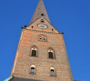 Turm der Sankt-Petri-Kirche in Hamburg