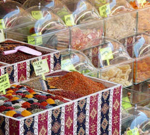 Kleines Sortiment an Gewürzen