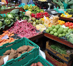 Rundgang durch die Markthalle von Funchal
