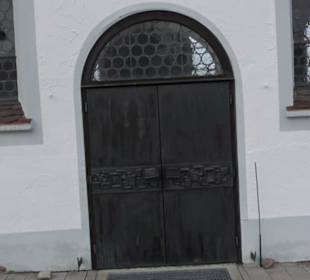 Kirche Santk Laurentius Aichelau