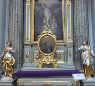 Maria Himmelfahrt und St. Josef (Karmeliterkirche)