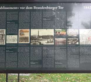 Skulpturen gegen Krieg und Gewalt