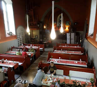 Blick in das Kirchenschiff