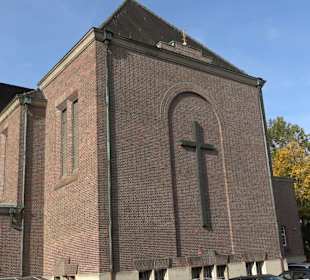 Kath. Pfarrkirche St. Petrus Canisius
