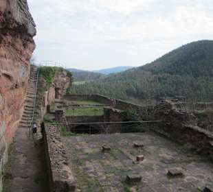 Schöne Burgruine Drachenfels