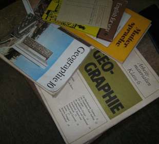 Geografie:Arbeitsheft und Schulbuch;English for you