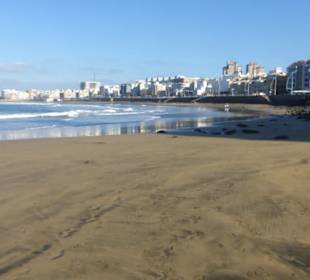 Die Playa de las Canteras von Las Palmas