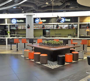 Rundgang durch die Europa Passage vor der Öffnung