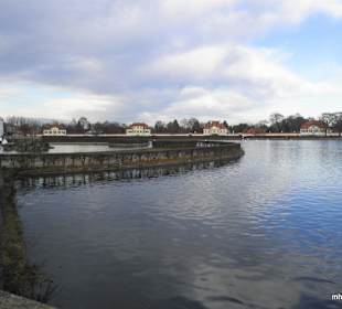 Schlossgartenkanal mit der Promenade
