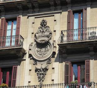 Fasadendetail mit Baujahr