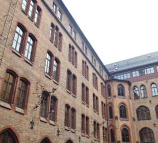 Im Innenhof vom Neuen Rathaus am Marienplatz