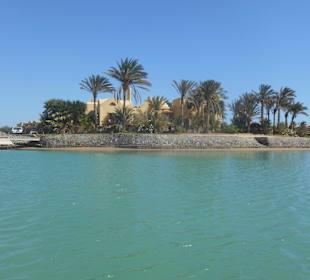Blick vom Boot in die Lagune