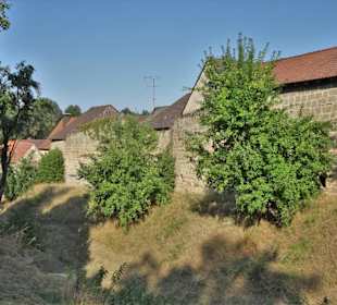 An der Stadtmauer der Altstadt
