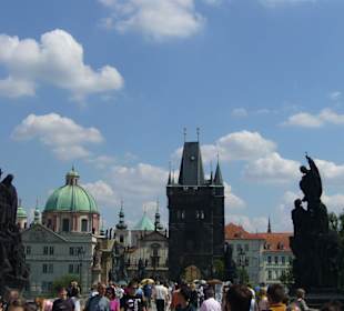 Karlův most a černá věž