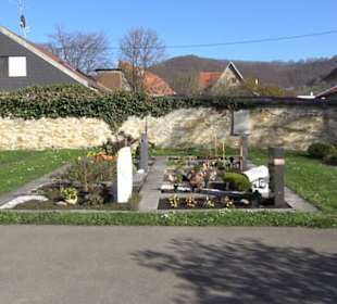Friedhof Ortsmitte