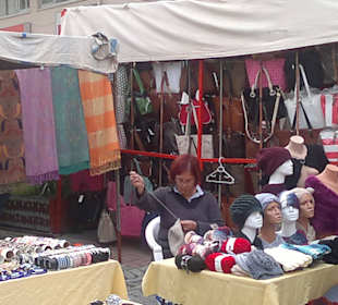 Früh anmelden Hotelbus zum Markt 