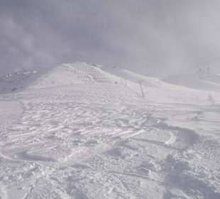 Blick zur Planegger Bergstation auf 2.300 m