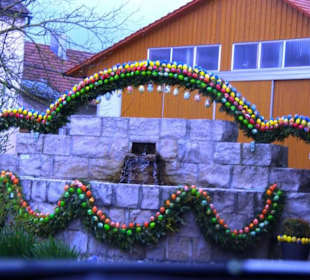 Osterbrunnen in Kenmathen