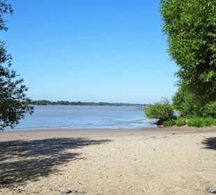 Eindrücke vom Strand am Rissener Ufer