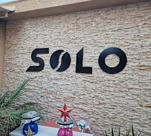 Solo Restaurant & Lounge